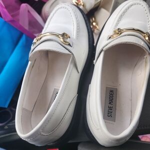 Steve Madden Women’s White Leather Loafers with Gold Bit